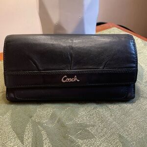 Coach Leather Wallet GUC.